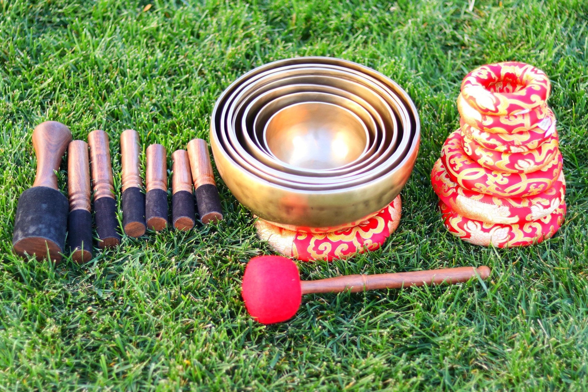SALE!!!! !!High quality | 7 chakra singing bowl used for meditation, healing, mindfulness, sound therapy and yoga.